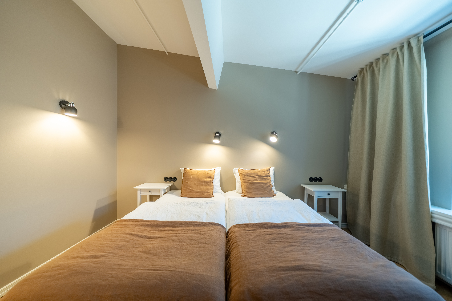 Economy Double or Twin — Backhouse View